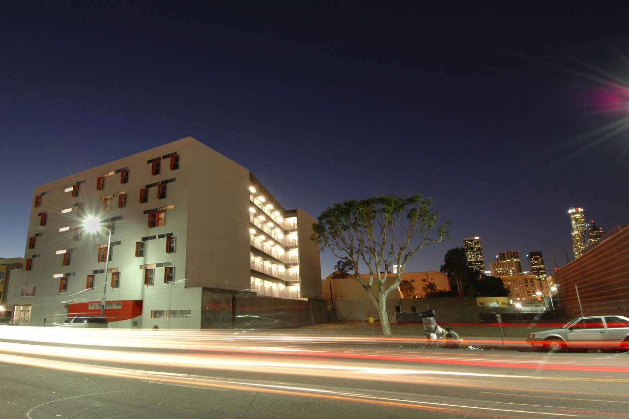 OSHI Rainbow Apartments